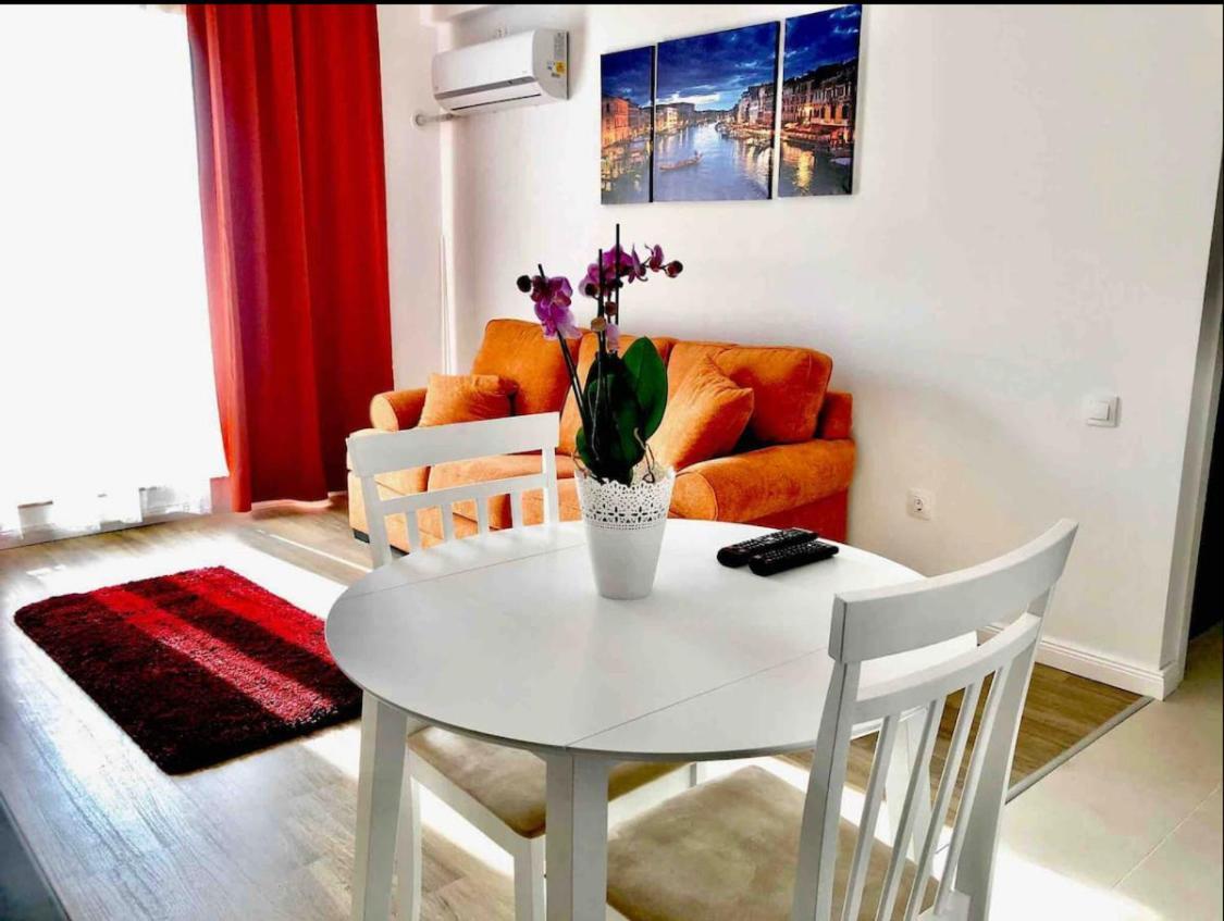 Bucuresti North Cosmopolis Apartament Bagian luar foto